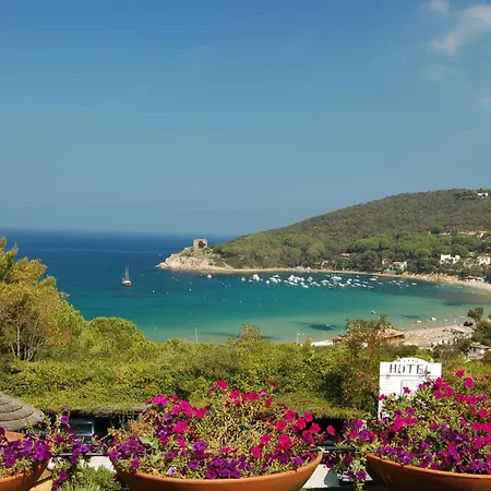 Elbamar Procchio Aparthotel 4*