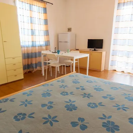 Aparthotel Elbamar